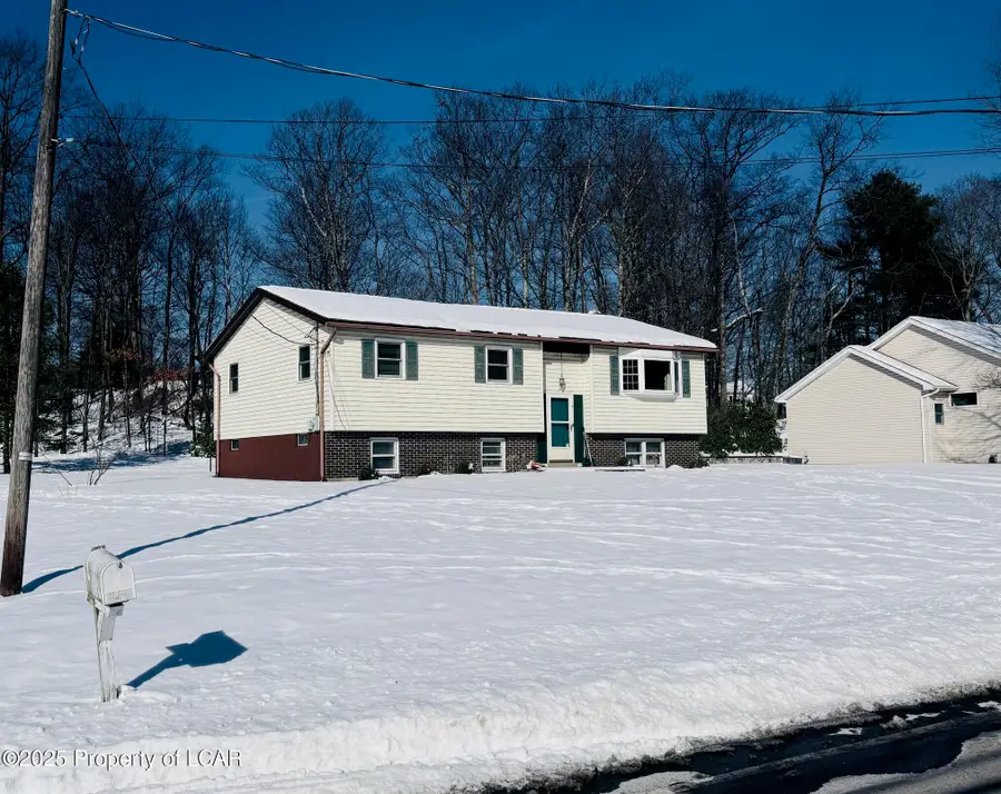 4067 Hollywood Blvd, Hazle Township, PA 18202 - Image #2