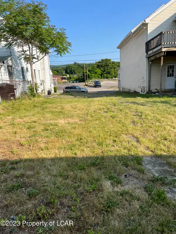 282 N Pennsylvania Avenue, Wilkes-Barre, PA 18702