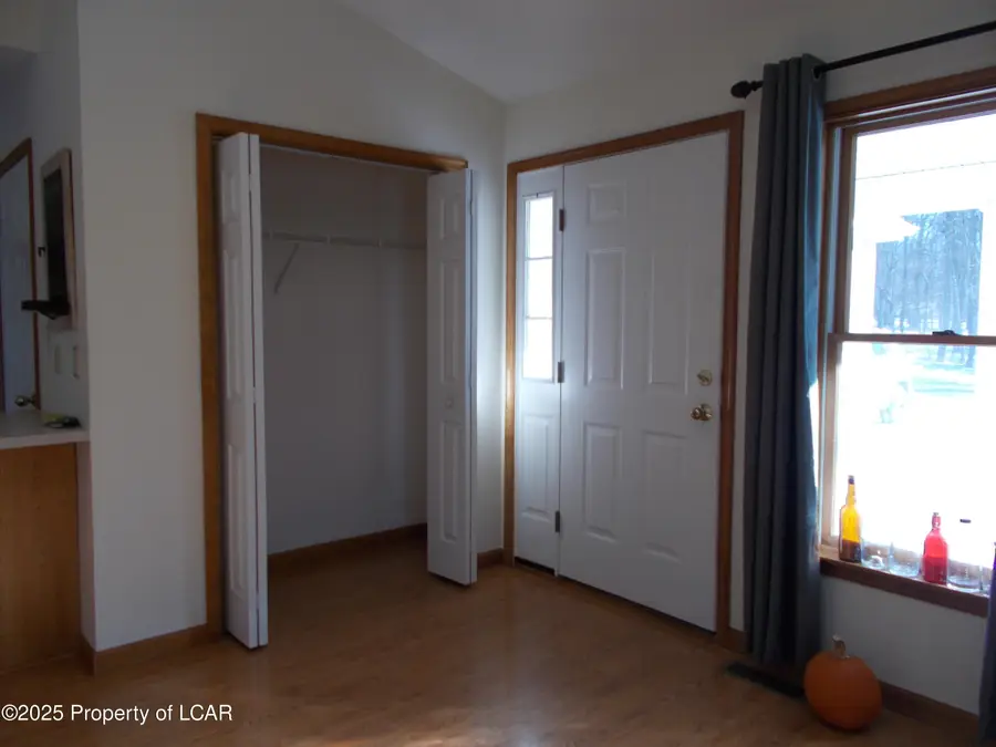 20 Torrey Pines Drive, Hazle Township, PA 18202 - Image #3