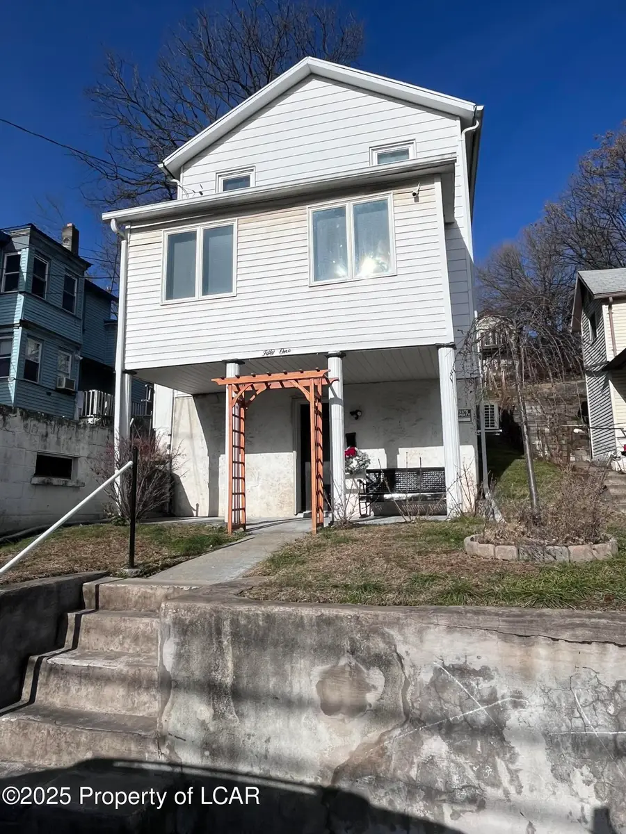 51 E Walnut Street, Plymouth, PA 18651 - Image #2