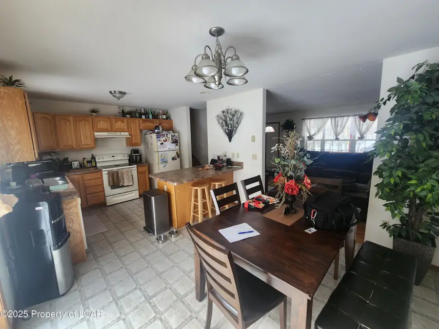 104 Wintergreen Trail, Albrightsville, PA 18210 - Image #3