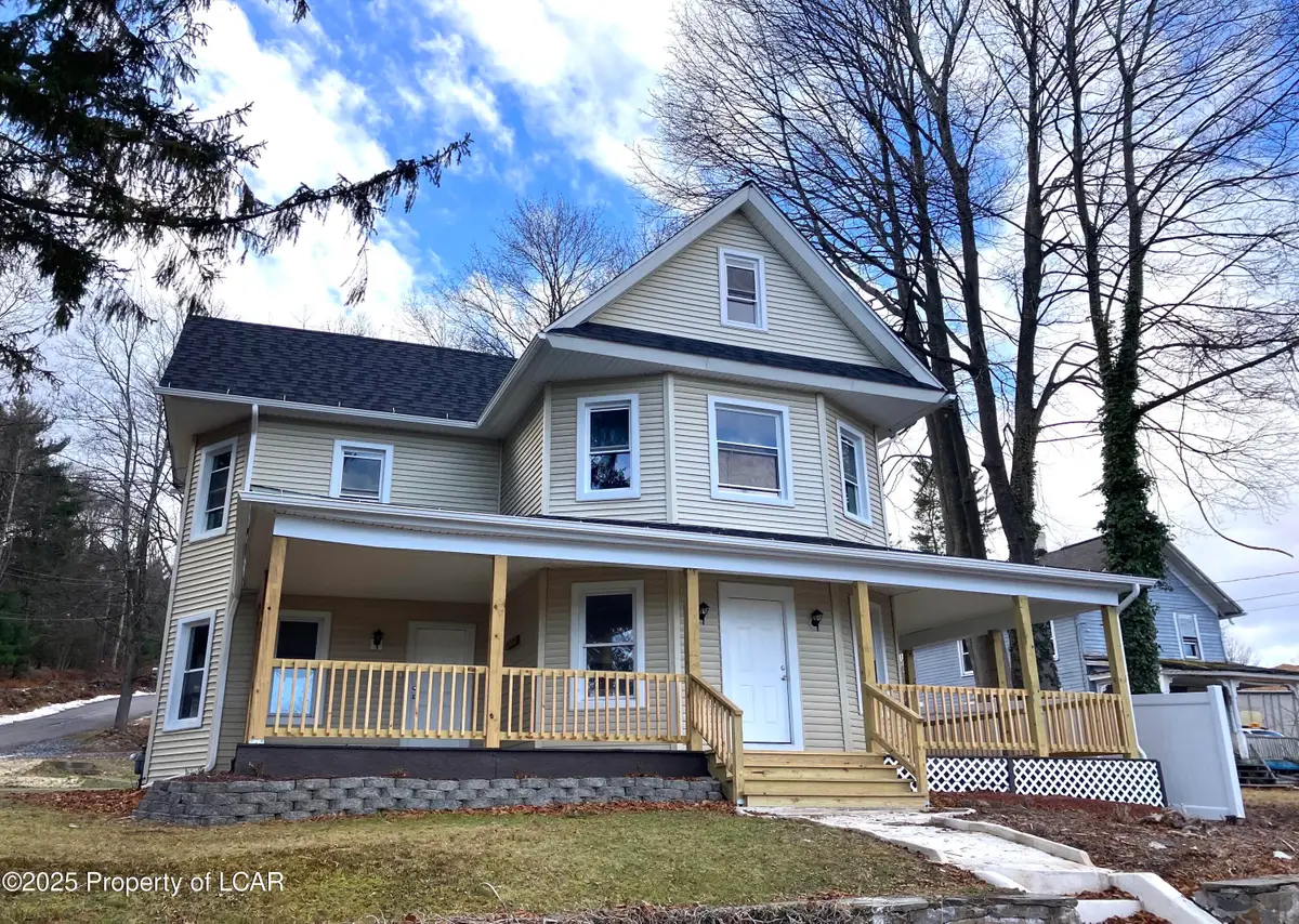 238 Idetown Road, Dallas, PA 18612 - Image #1