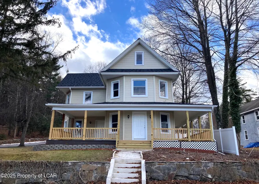 238 Idetown Road, Dallas, PA 18612 - Image #2