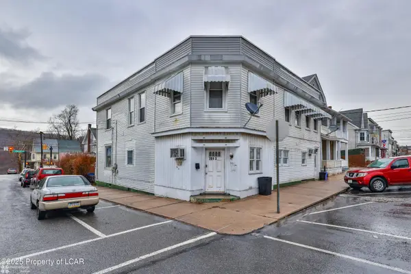 301 Bertsch Street, Lansford Boro, PA 18232