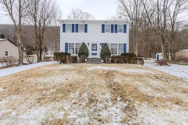11 E Foothills Drive, Drums, PA 18222