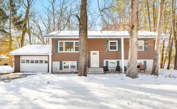 9 Yorktown Road, Mountain Top, PA 18707