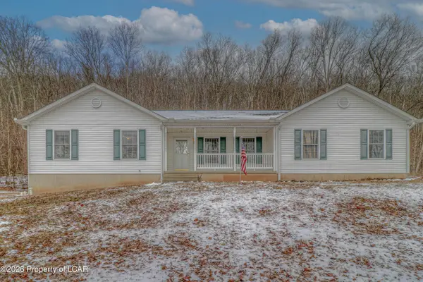 1254 S Stagecoach Road, Weatherly, PA 18255