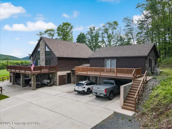 1174 Cedar Head Road, Sugarloaf, PA 18249