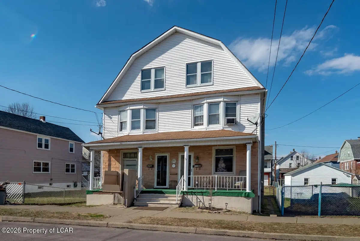 284 E Grand Street, Nanticoke, PA 18634 - #1