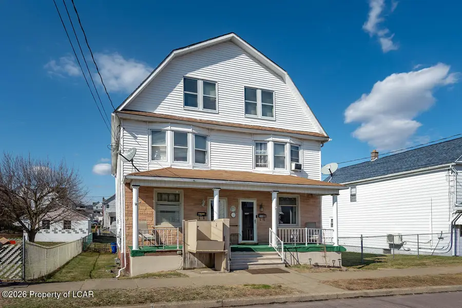 284 E Grand Street, Nanticoke, PA 18634 - #3