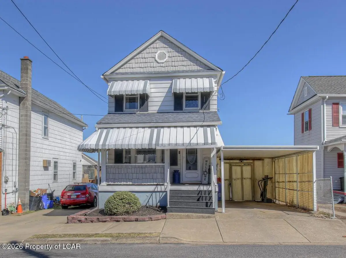 4 Frank Street, Hanover, PA 18706 - #1