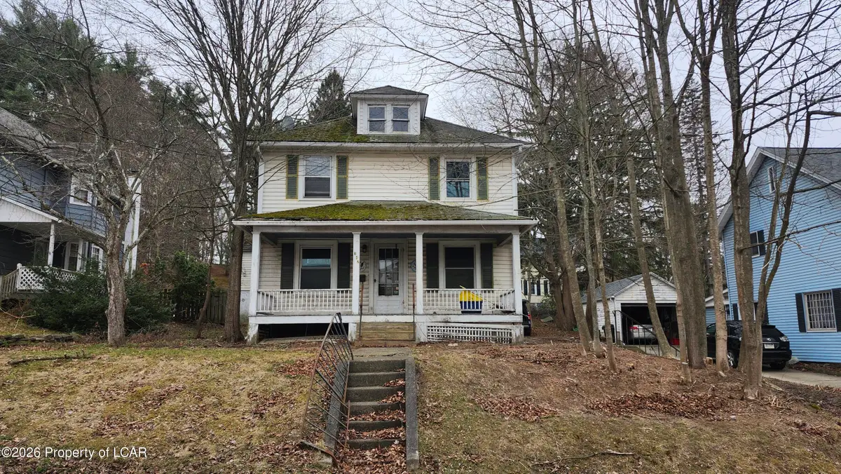 142 Franklin Street, Dallas, PA 18612 - #1