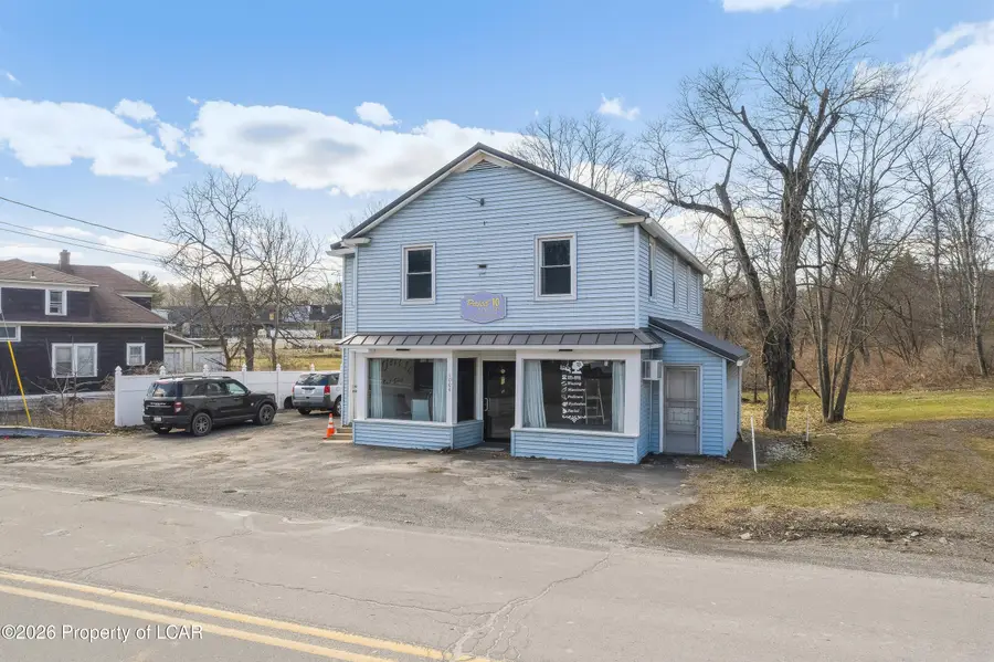 1004 Lower Demunds Road, Dallas, PA 18612 - #2