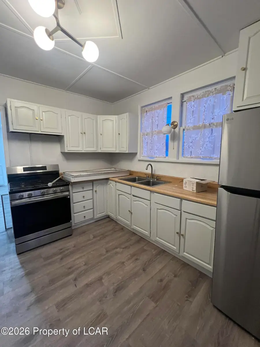 24 Delaware Street, Plains, PA 18705 - #3