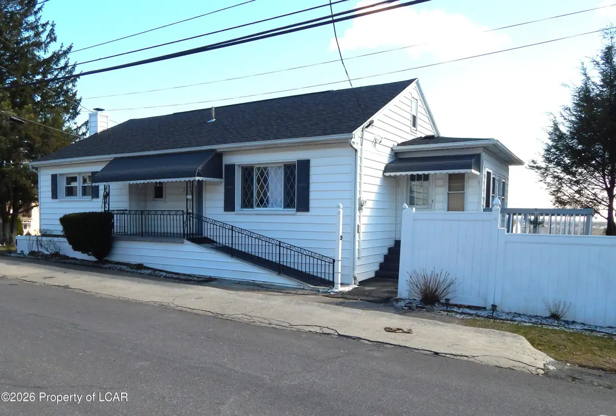 720 E 7th Street, Hazleton, PA 18201 - #1