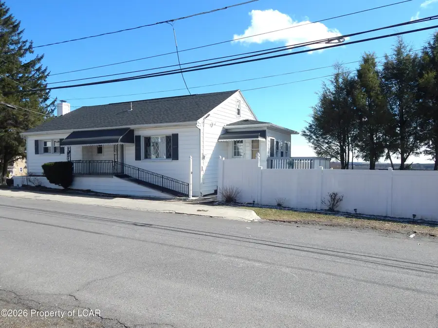 720 E 7th Street, Hazleton, PA 18201 - #3