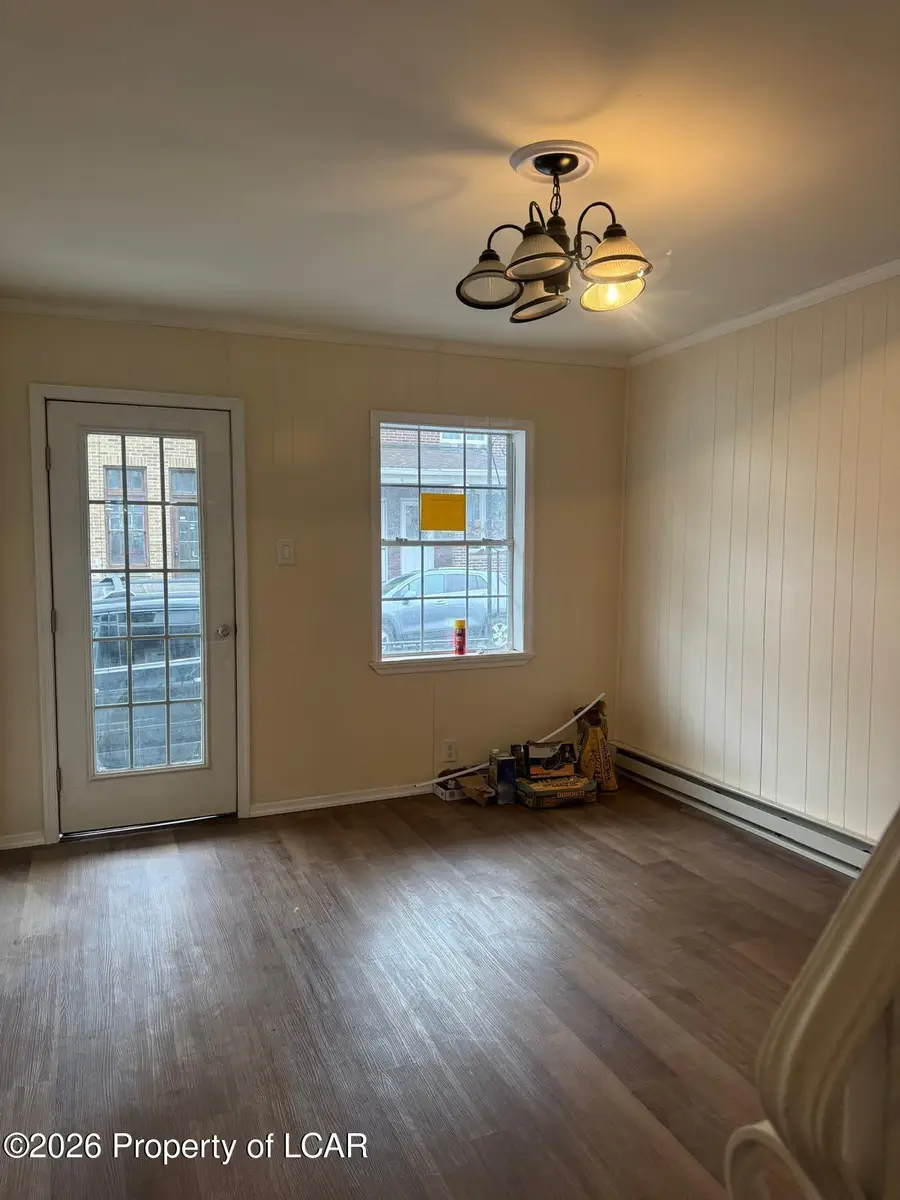 135 W Pine Street, Mahanoy City, PA 17948 - #2