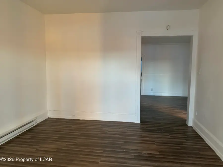 411-413 E Main Street, Plymouth, PA 18651 - #3