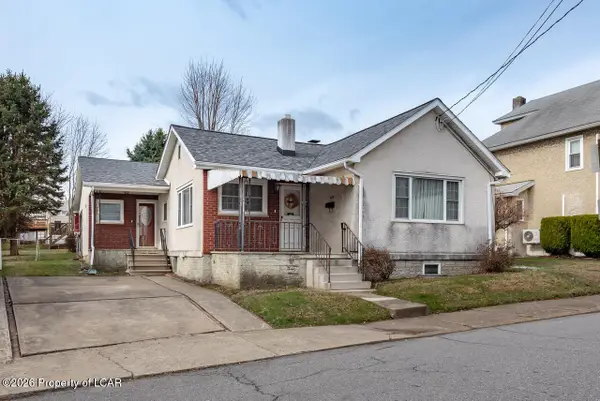 420 W Grace Street, Old Forge, PA 18518