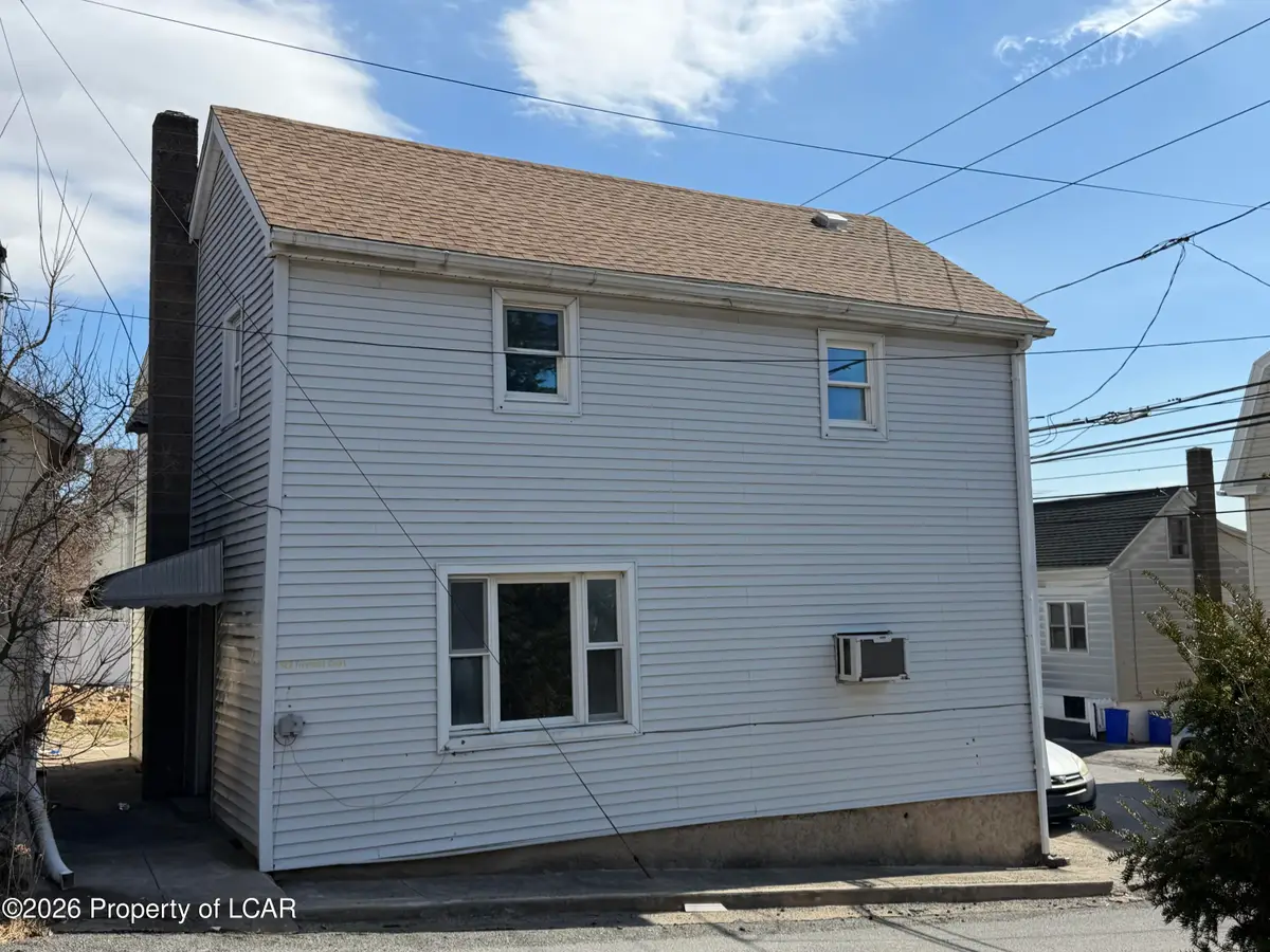 522 Freemont Court, Hazleton, PA 18201 - #1