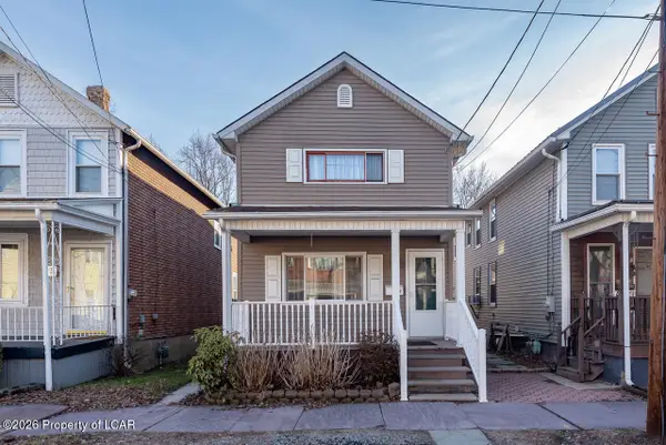 17 Manhattan Street, Ashley, PA 18706