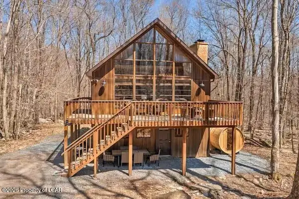 31 Creek View Drive, Gouldsboro, PA 18424