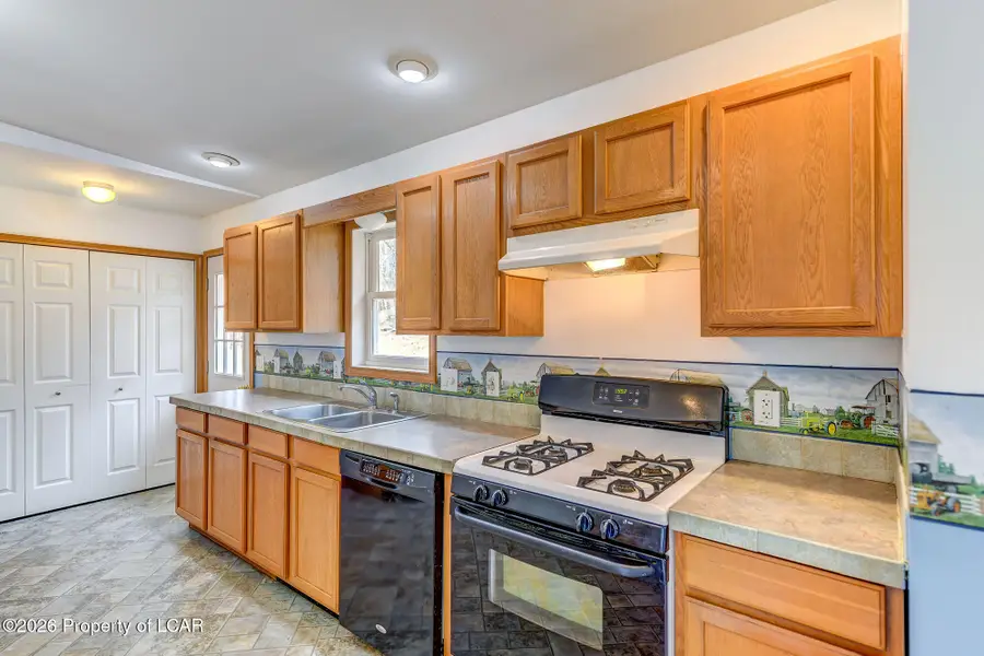 5614 Main Road, Hunlock Creek, PA 18621 - #3