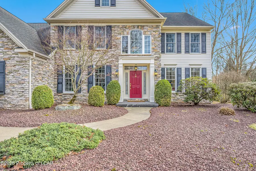 436 Larchmont Way, Mountain Top, PA 18707 - #2