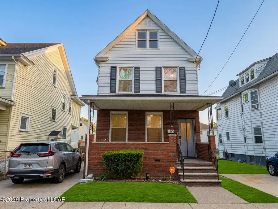 30 Oak Street, Wilkes Barre, PA 18702 - #2