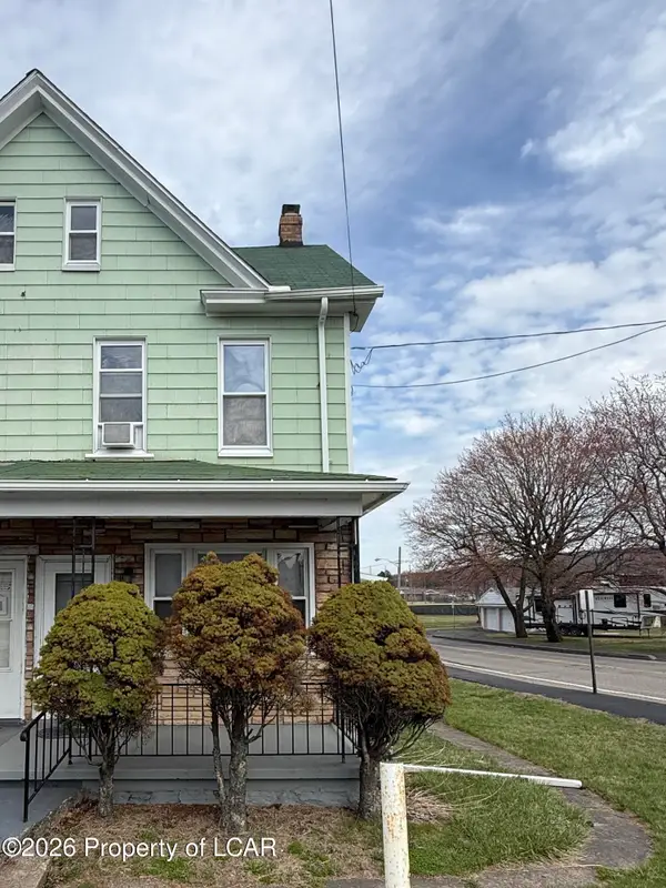 1041 Laurel Street, Hazle Twp, PA 18202