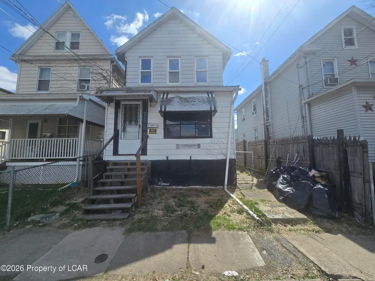 29 Dexter Street, Hanover, PA 18706 - #1