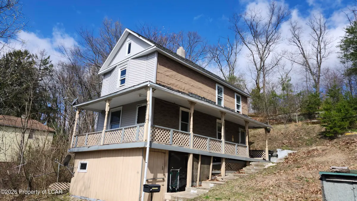 44 Leopold Street, Hanover, PA 18706 - #1