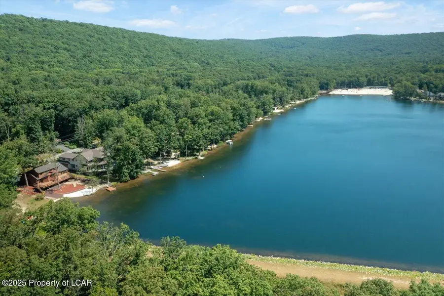 336 Lake Valley Drive, Hazleton, PA 18202 - #3