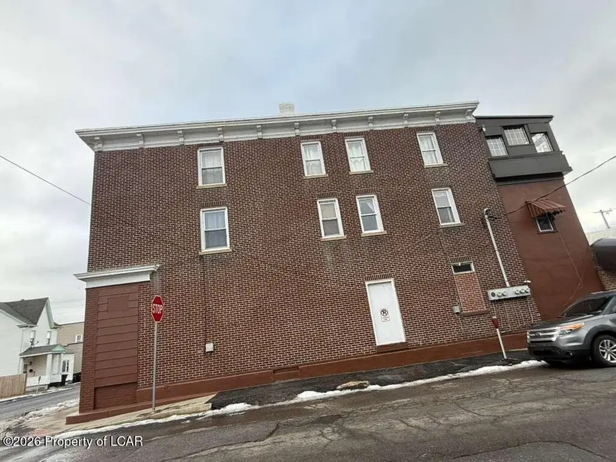 42 W Blaine Street, McAdoo, PA 18237 - Image #3