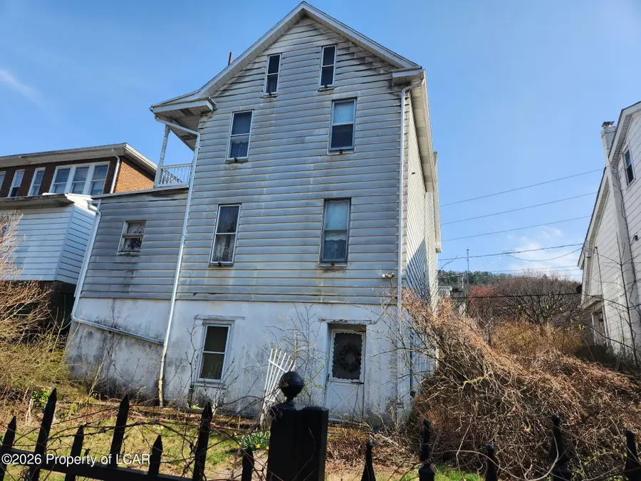 503 -505 Broad Street, Tamaqua, PA 18252 - #2