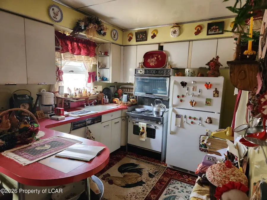 503 -505 Broad Street, Tamaqua, PA 18252 - #3