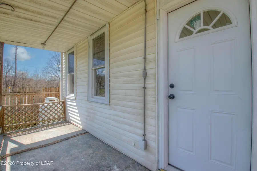 6 Welles Avenue, Ashley, PA 18706 - #2