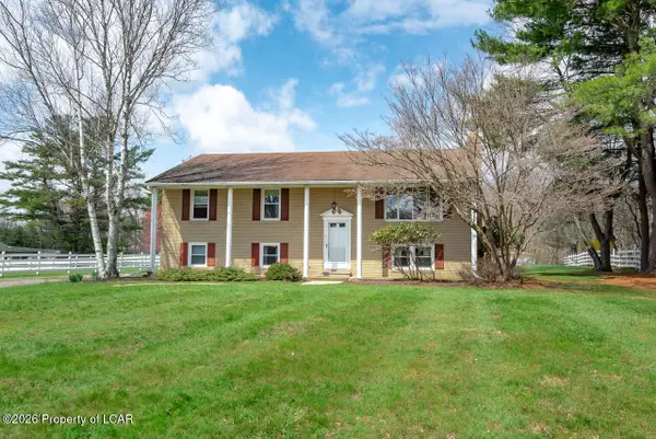 461 Machell Avenue, Dallas, PA 18612