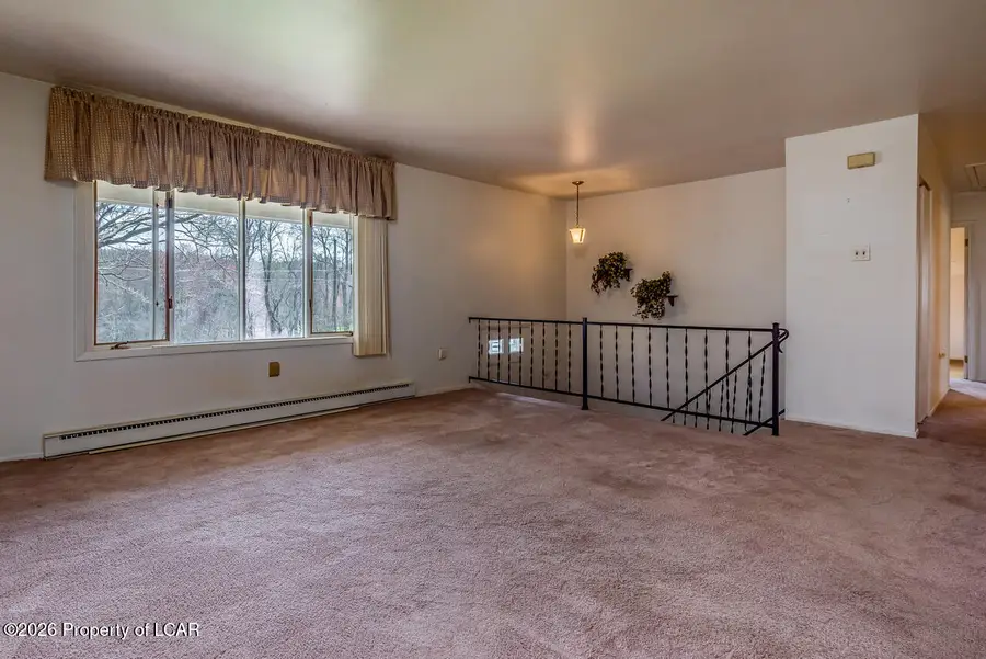 461 Machell Avenue, Dallas, PA 18612 - #2