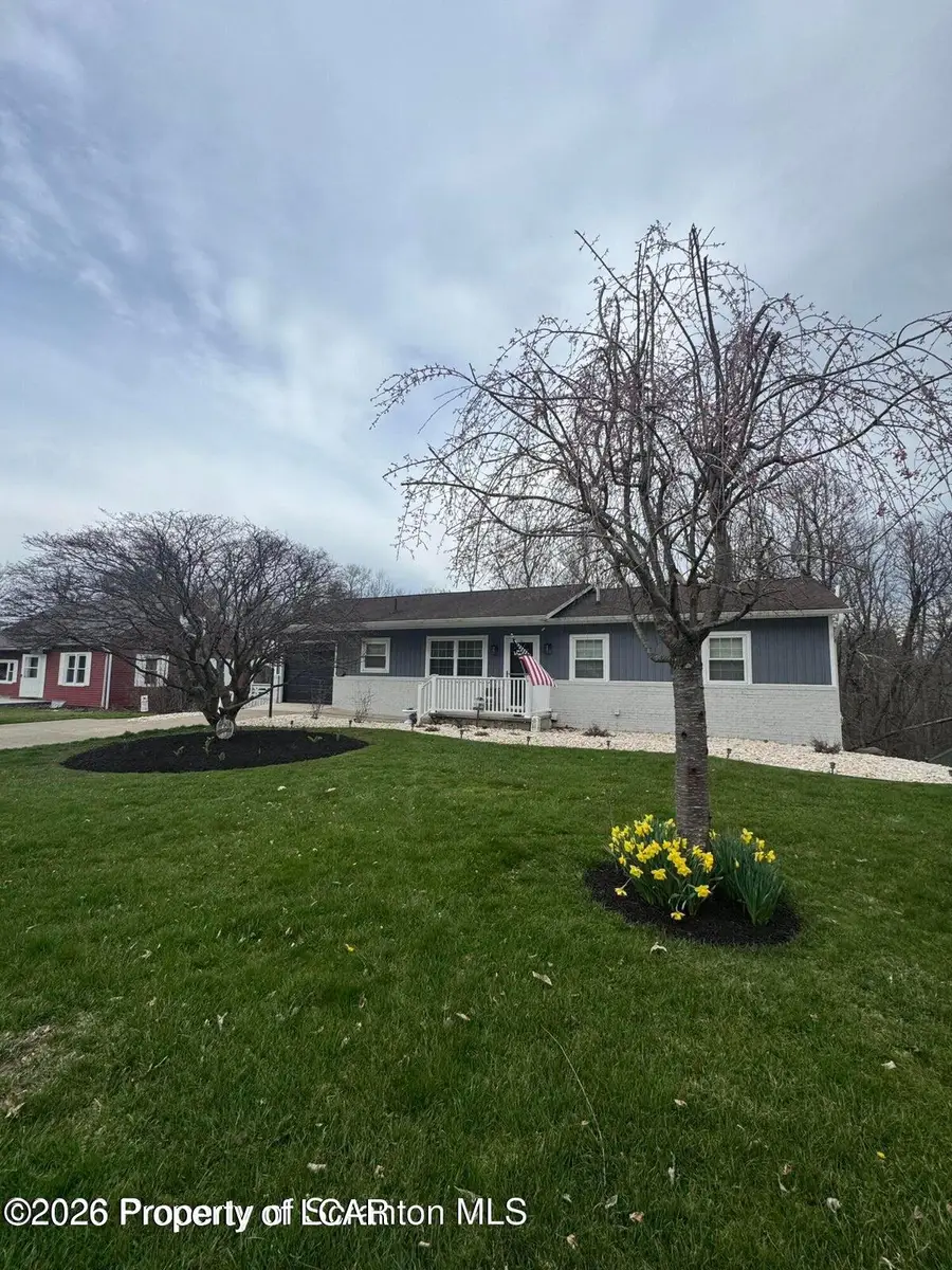 26 Hillcrest Drive, Dallas, PA 18612 - #2