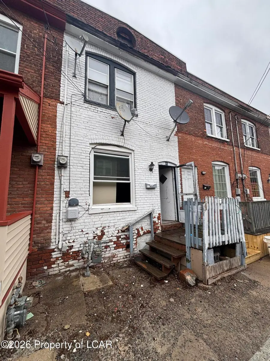 41 Meyers Court, Wilkes Barre, PA 18701 - #2