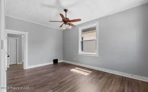 1324 Chestnut Street, Berwick, PA 18603 - #3