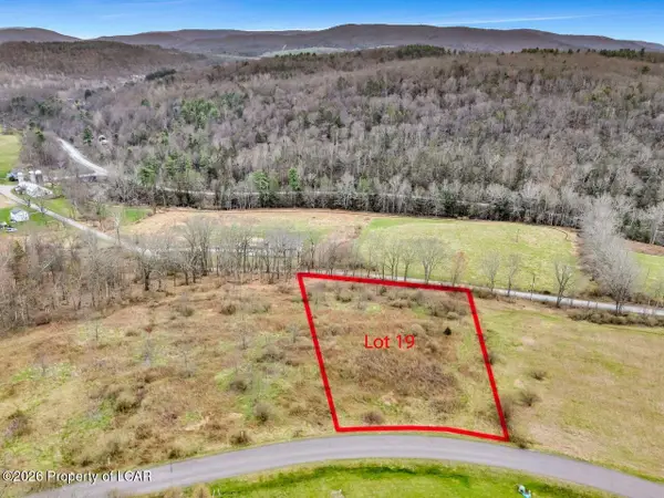 19 Walnut Ridge Drive, Mehoopany, PA 18629
