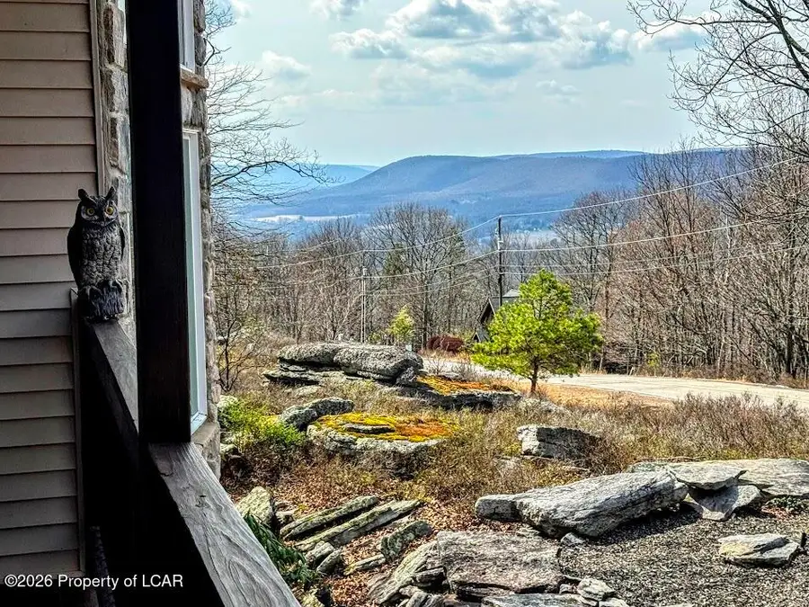 39 Summit Road, Hazleton, PA 18202 - #3