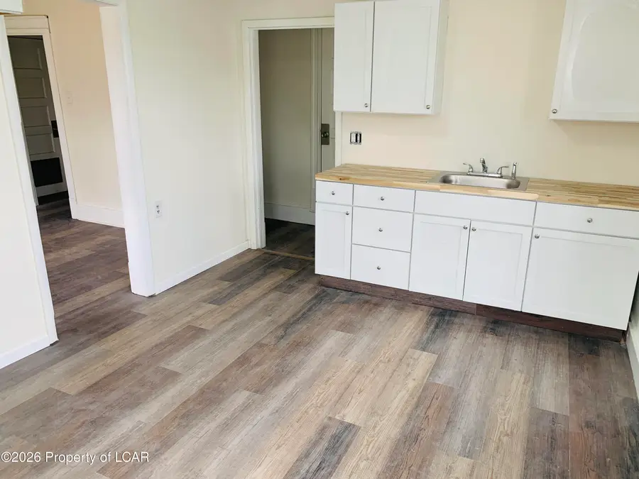 400 Hanover Street, Nanticoke, PA 18634 - #2