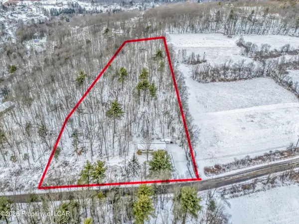 339 Follies Road, Dallas, PA 18612