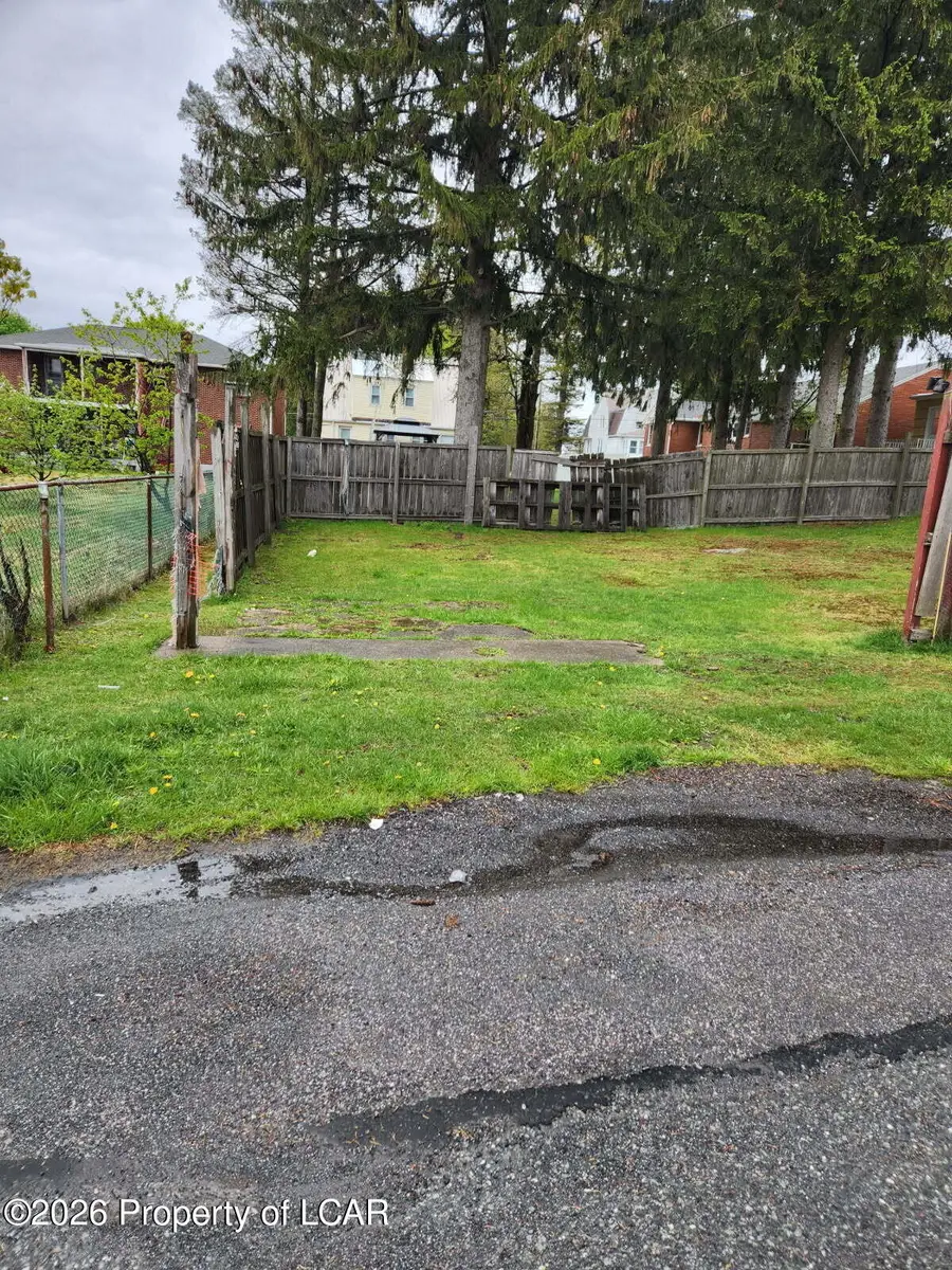 Liberty Court, Hazleton, PA 18201 - #2