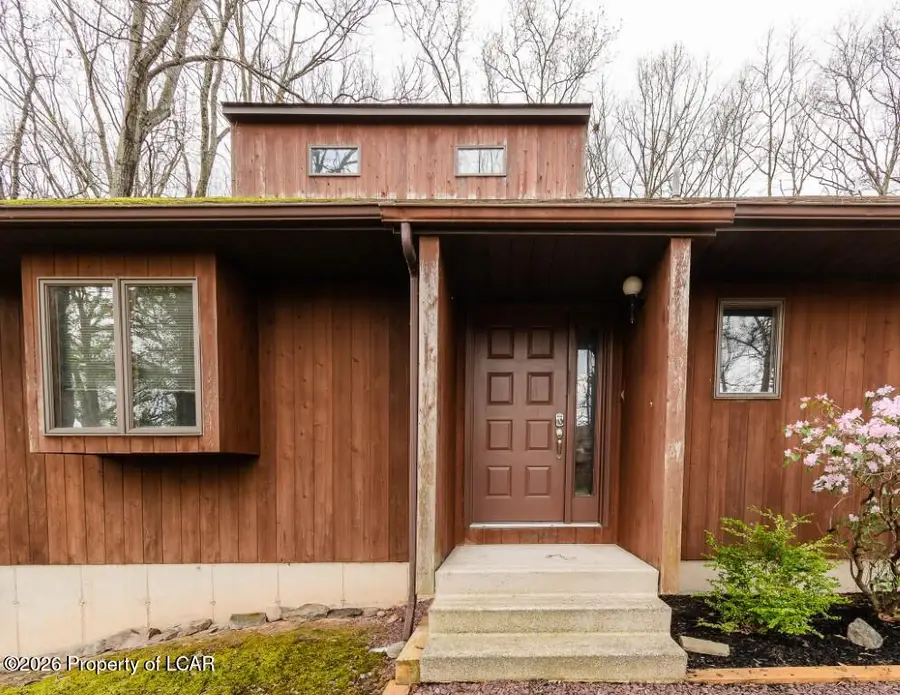 441 Laurel Lakes Drive, Mountain Top, PA 18707 - #2