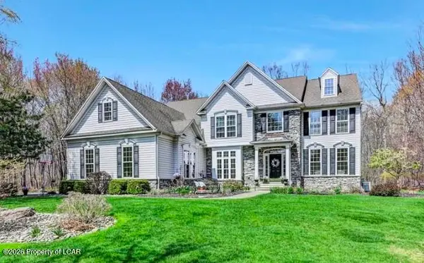 37 Waterman Drive, Mountain Top, PA 18707