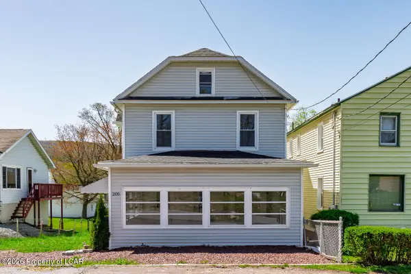 205 Iroquois Avenue, Wilkes-Barre, PA 18702